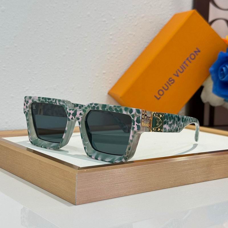 Louis Vuitton Sunglasses ID:20260319-225